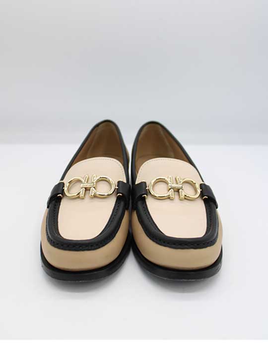 Salvatore Ferragamo Bicolor Loafers (Black x Beige)