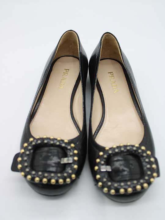 Prada Dot Buckle Ribbon Low Pumps (Black)