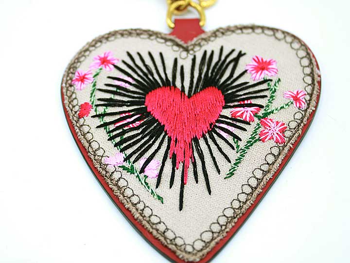 Gucci Heart Motif Key Holder (Beige x Pink)