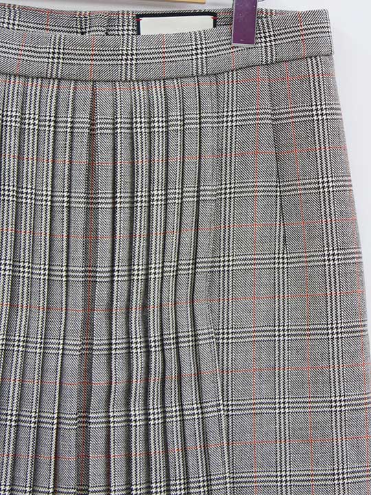 Gucci Glen Check Pleated Skirt (Alessandro Michele Era) (Gray x Red)