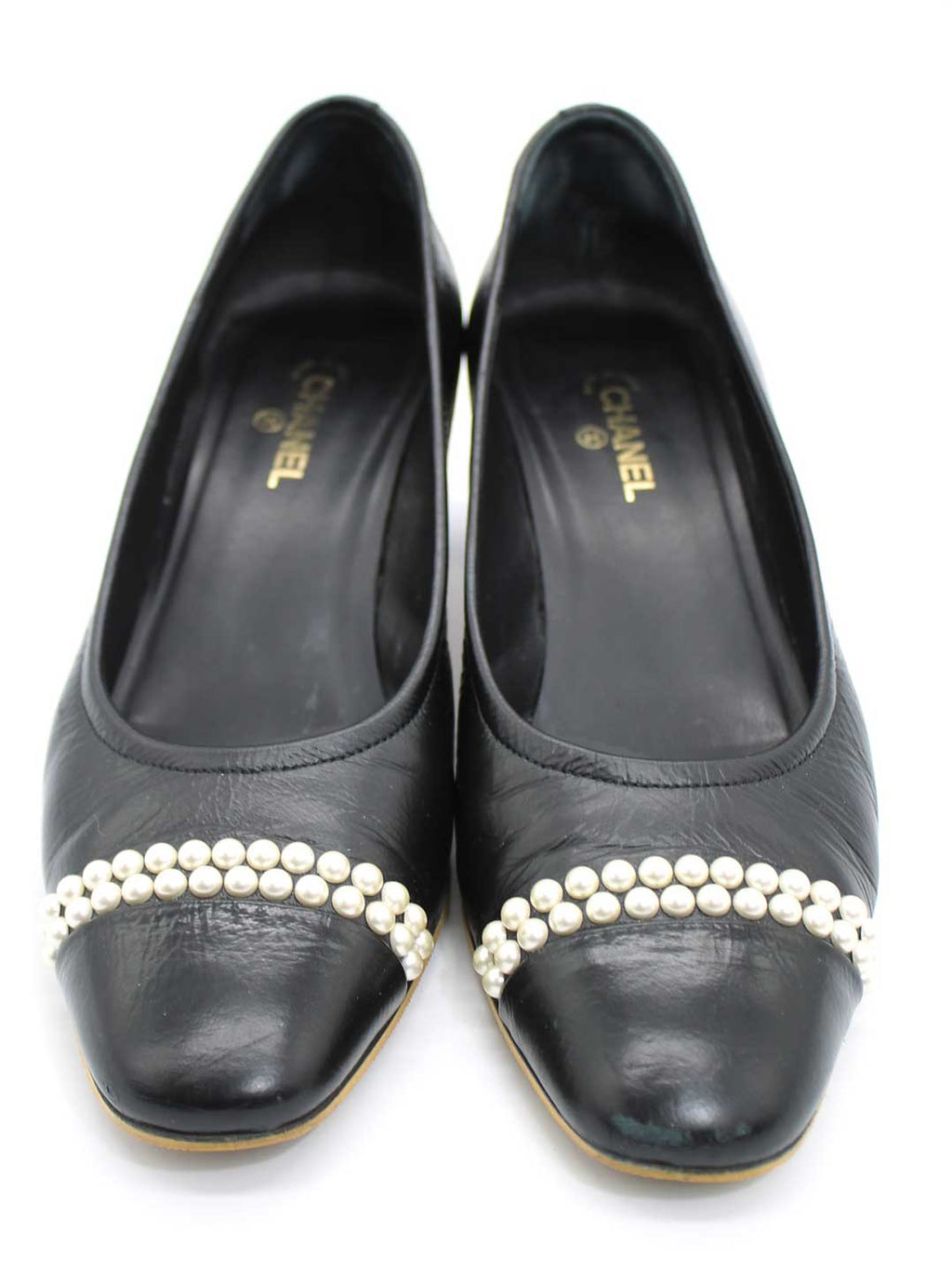 CHANEL Faux Pearl CC Leather Pumps Black