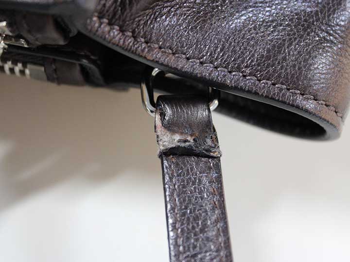 PRADA Women's Handbags