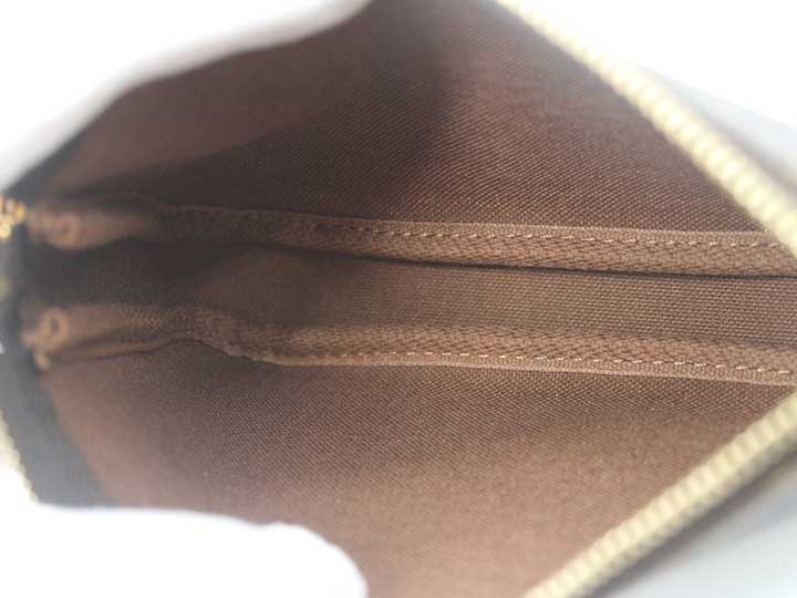 Louis Vuitton Pouch