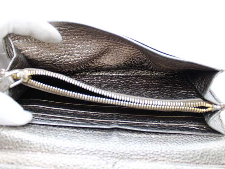 PRADA Women's Wallets