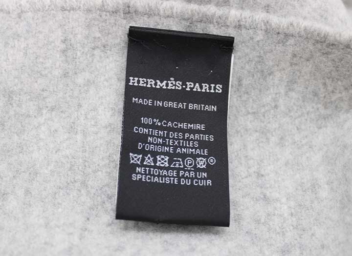 HERMES Women's Scarves